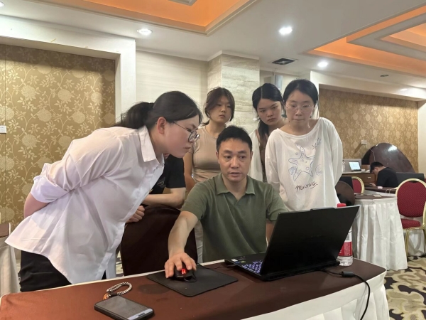 39FA22F722E0762B45DF850072AC8D5F_副本.jpg
